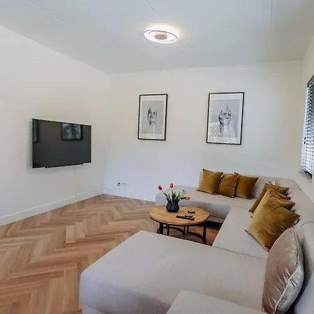 빌라 Brand New Luxurious 6 Bedroom In *