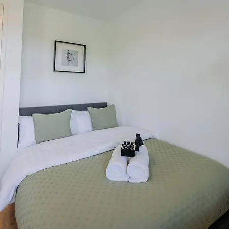 빌라 Brand New Luxurious 6 Bedroom In *