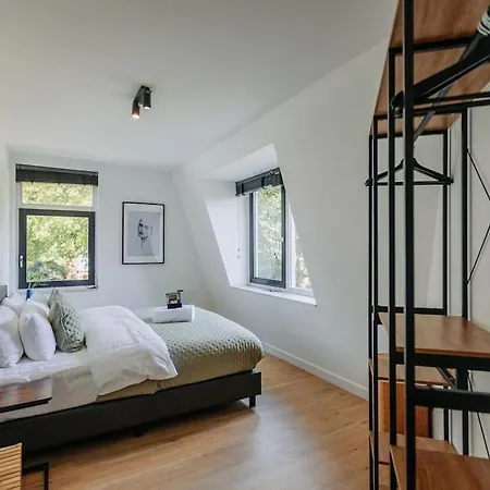 Brand New Luxurious 6 Bedroom In * אמסטרדם