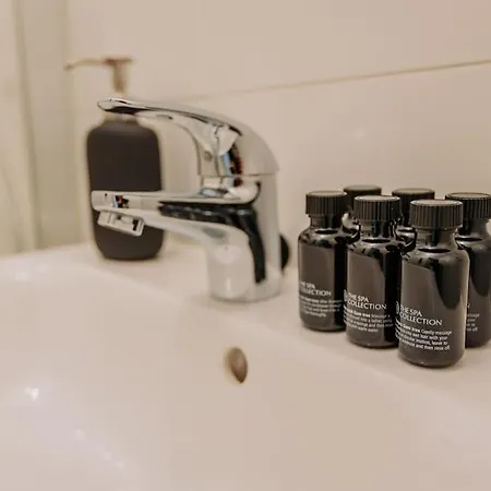 Brand New Luxurious 6 Bedroom In 암스테르담