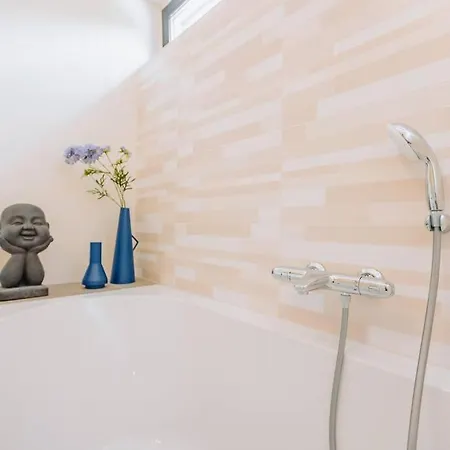 Villa Brand New Luxurious 6 Bedroom In *