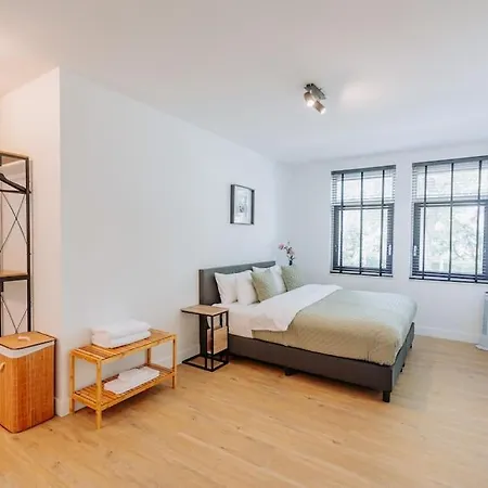 Brand New Luxurious 6 Bedroom In Willa
